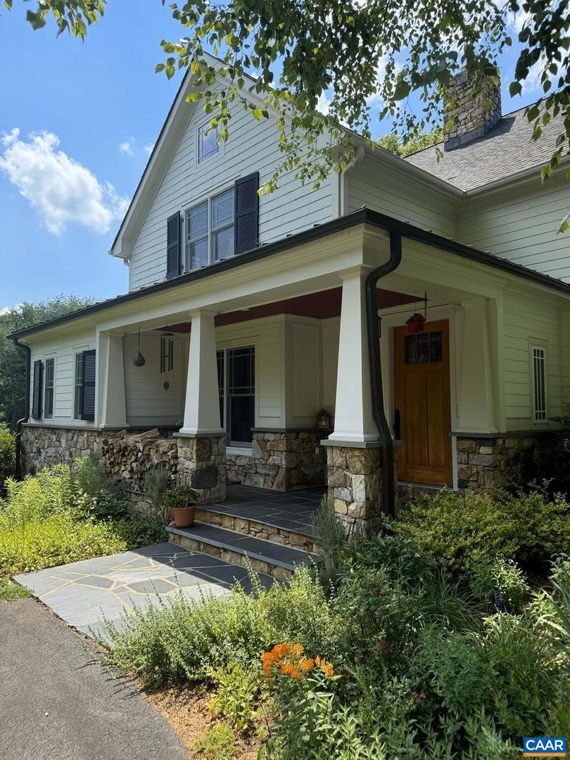 3135 ROCKS FARM CT, CHARLOTTESVILLE, Virginia 22903, 5 Bedrooms Bedrooms, ,4 BathroomsBathrooms,Residential,For sale,3135 ROCKS FARM CT,673280 MLS # 673280