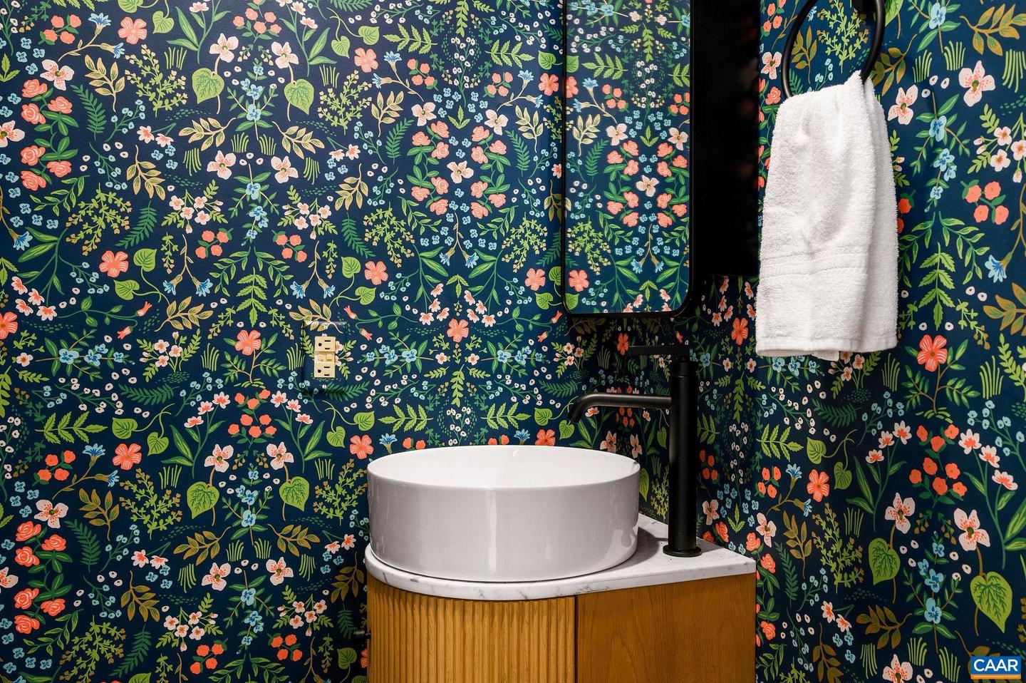 603 HINTON AVE, CHARLOTTESVILLE, Virginia 22902, 3 Bedrooms Bedrooms, ,1 BathroomBathrooms,Residential,For sale,603 HINTON AVE,673282 MLS # 673282