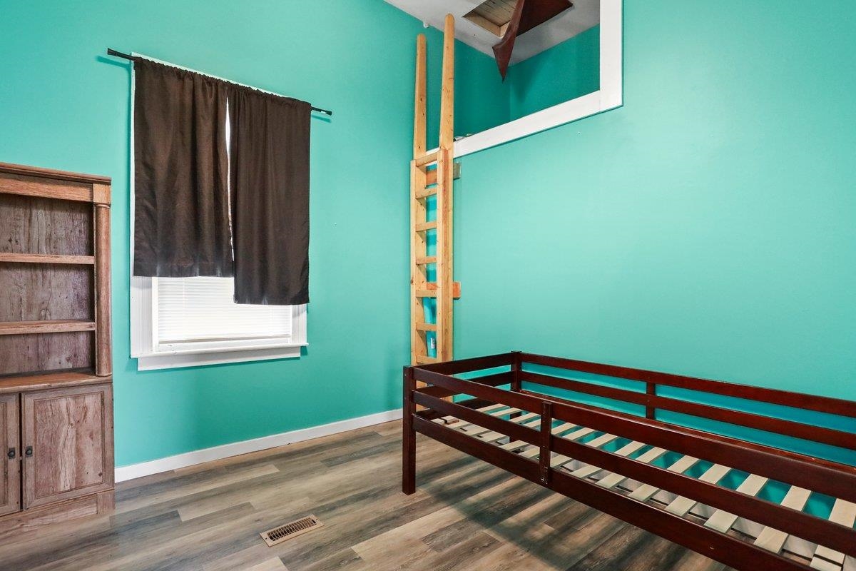 6043 BROAD ST, MOUNT JACKSON, Virginia 22842, ,Commercial,6043 BROAD ST,673285 MLS # 673285