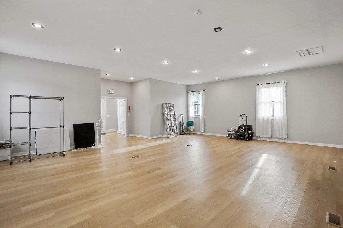 6043 BROAD ST, MOUNT JACKSON, Virginia 22842, ,Commercial,6043 BROAD ST,673285 MLS # 673285