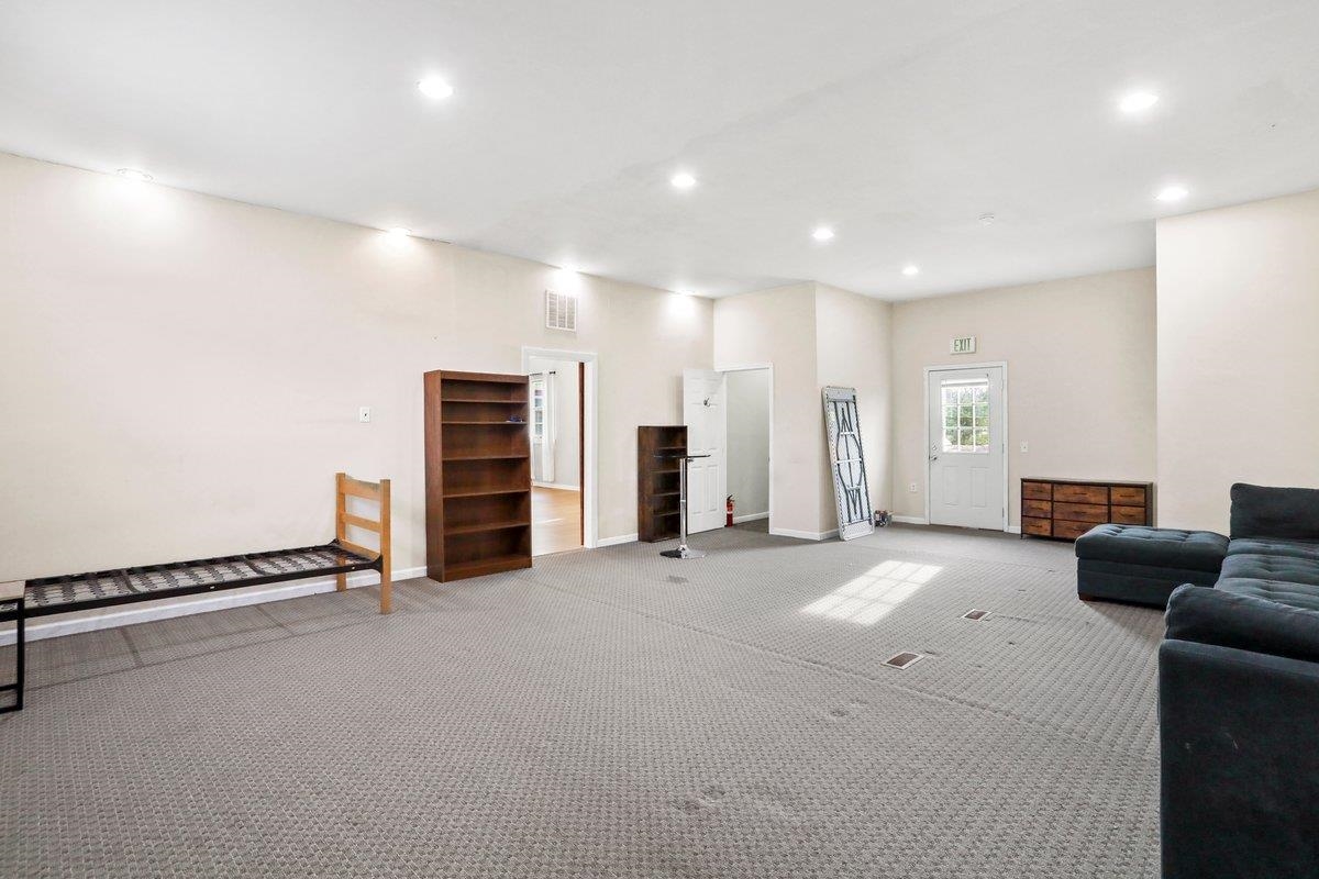 6043 BROAD ST, MOUNT JACKSON, Virginia 22842, ,Commercial,6043 BROAD ST,673285 MLS # 673285