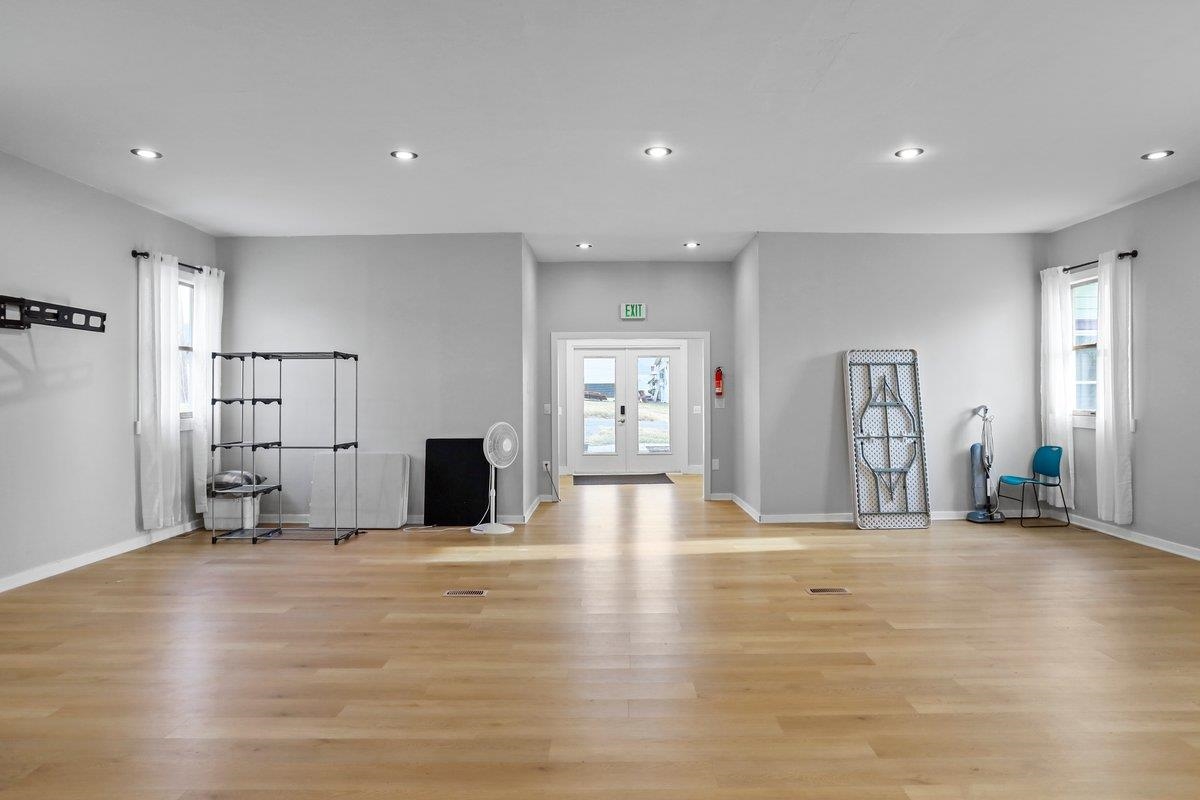 6043 BROAD ST, MOUNT JACKSON, Virginia 22842, ,Commercial,6043 BROAD ST,673285 MLS # 673285