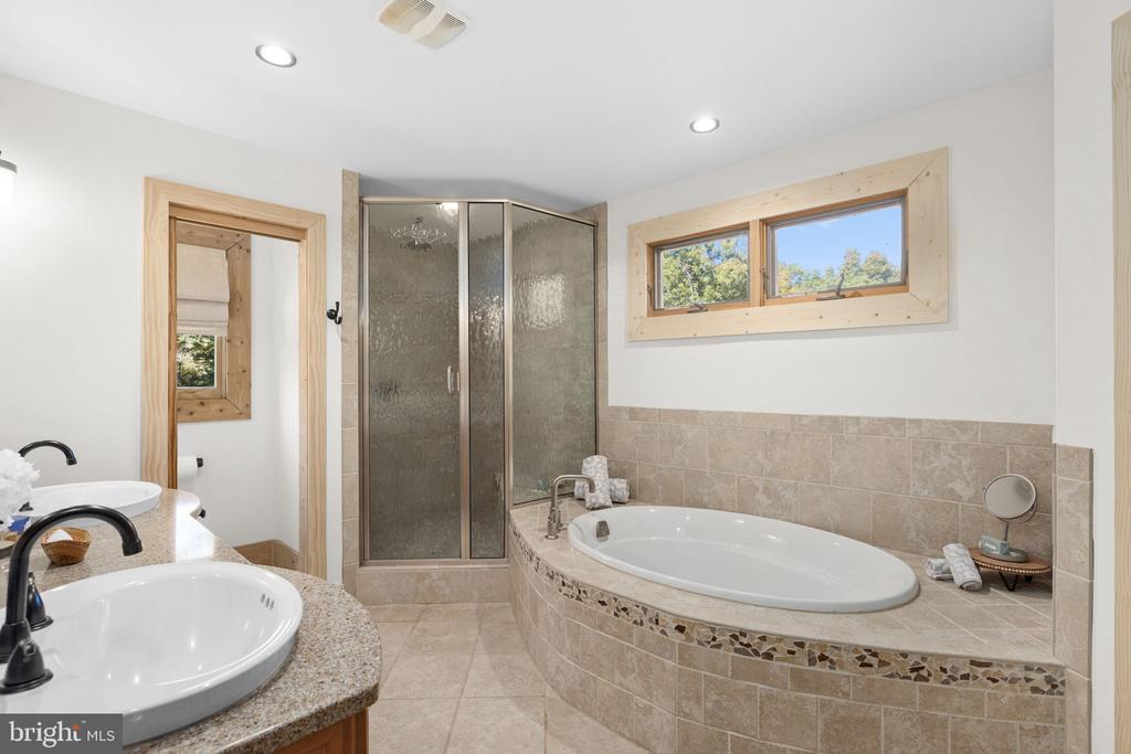 12808 FAULCONERS CT, SPOTSYLVANIA, Virginia 22551, 3 Bedrooms Bedrooms, ,3 BathroomsBathrooms,Residential,12808 FAULCONERS CT,VASP2039298 MLS # VASP2039298