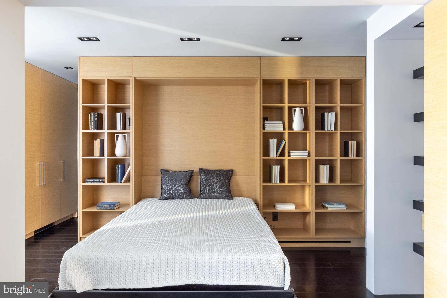 2101 CONNECTICUT AVE NW #24, WASHINGTON, District Of Columbia 20008, ,Residential,For sale,2101 CONNECTICUT AVE NW #24,DCDC2221078 MLS # DCDC2221078