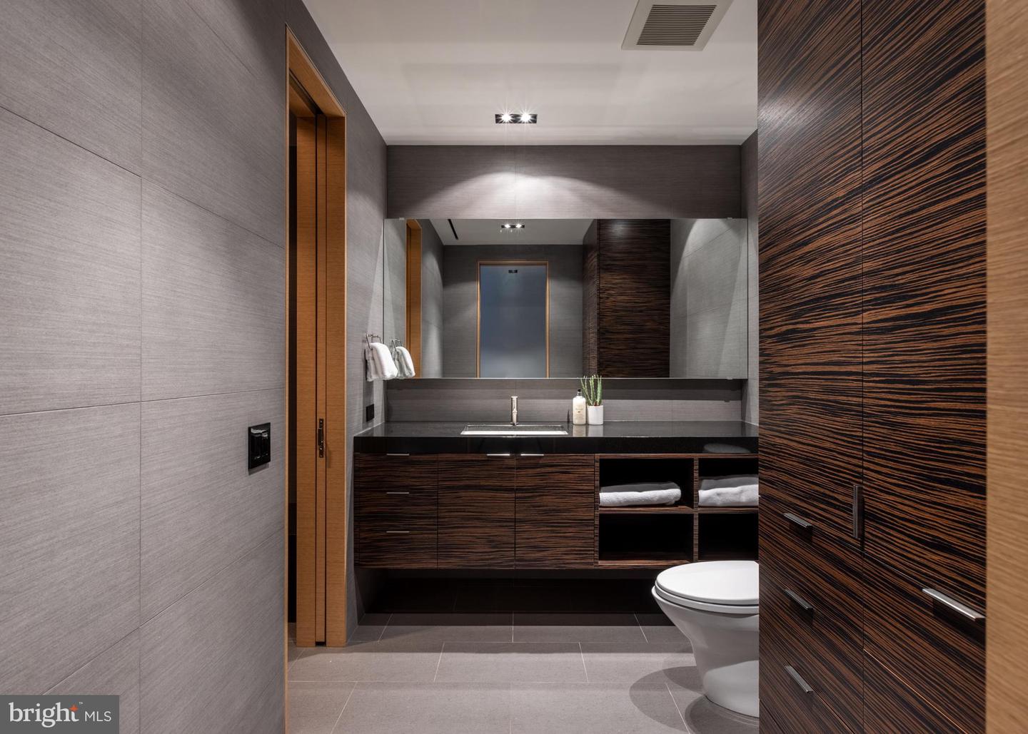 2101 CONNECTICUT AVE NW #24, WASHINGTON, District Of Columbia 20008, ,Residential,For sale,2101 CONNECTICUT AVE NW #24,DCDC2221078 MLS # DCDC2221078