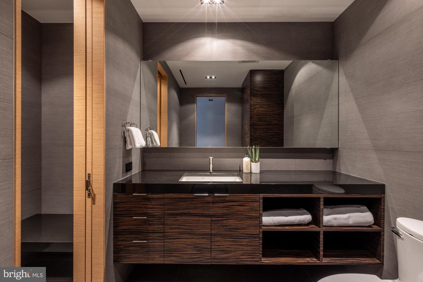 2101 CONNECTICUT AVE NW #24, WASHINGTON, District Of Columbia 20008, ,Residential,For sale,2101 CONNECTICUT AVE NW #24,DCDC2221078 MLS # DCDC2221078