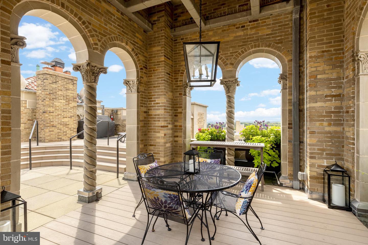 2101 CONNECTICUT AVE NW #24, WASHINGTON, District Of Columbia 20008, ,Residential,For sale,2101 CONNECTICUT AVE NW #24,DCDC2221078 MLS # DCDC2221078