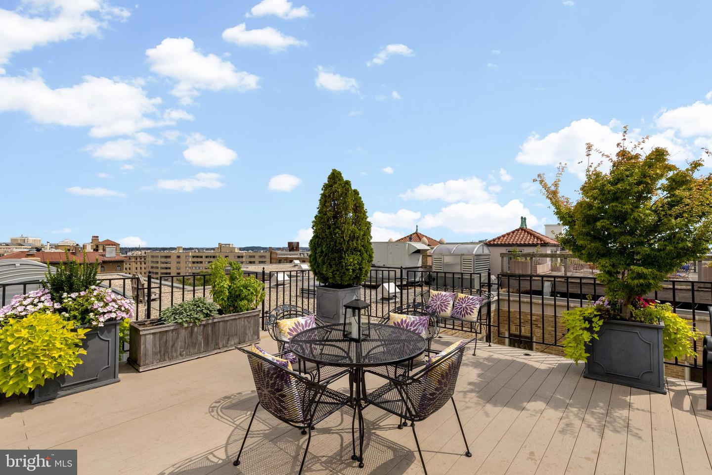 2101 CONNECTICUT AVE NW #24, WASHINGTON, District Of Columbia 20008, ,Residential,For sale,2101 CONNECTICUT AVE NW #24,DCDC2221078 MLS # DCDC2221078