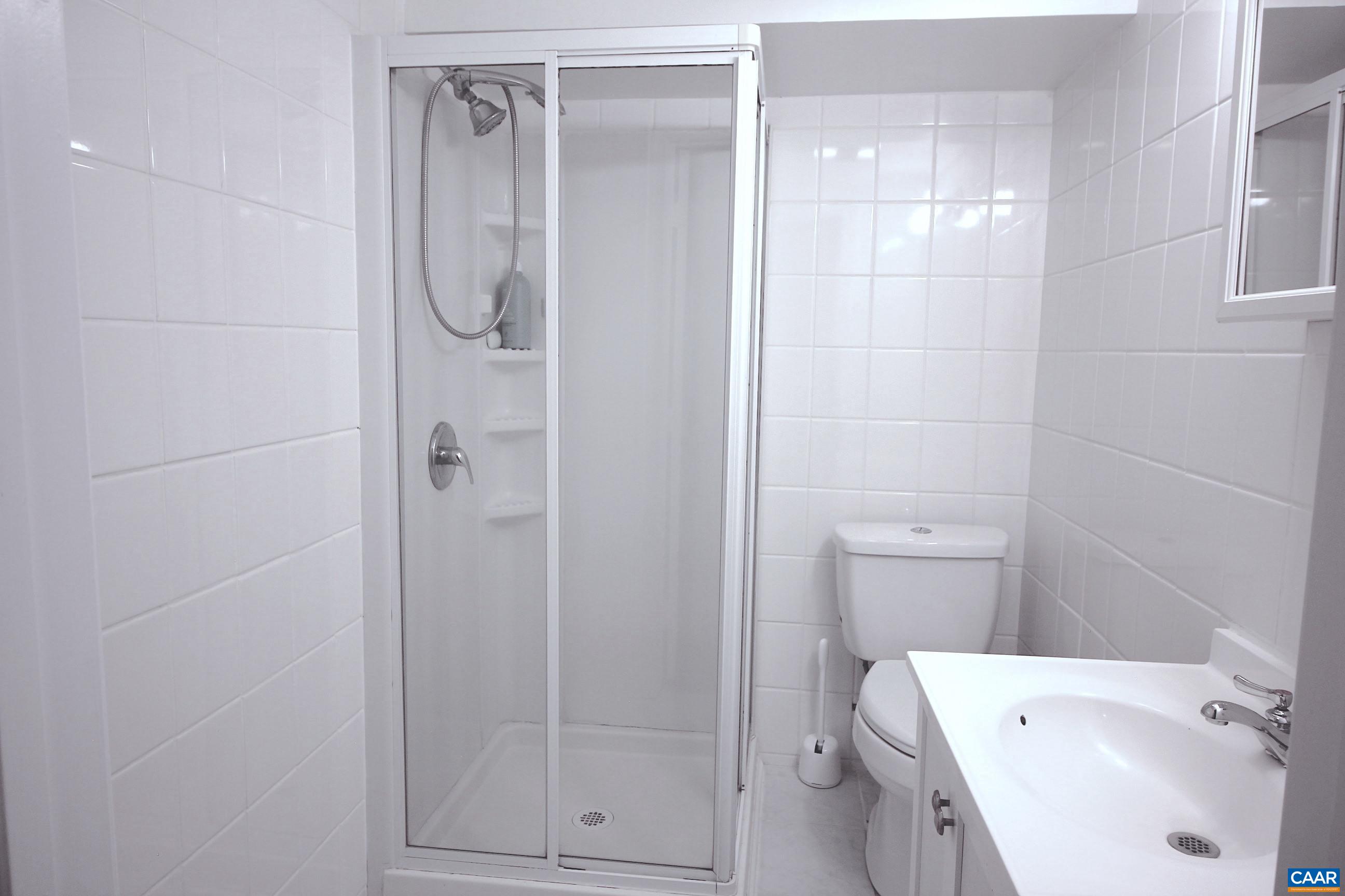 114 OLINDA DR, CHARLOTTESVILLE, Virginia 22903, 3 Bedrooms Bedrooms, ,2 BathroomsBathrooms,Residential,114 OLINDA DR,669880 MLS # 669880 114 OLINDA DR, CHARLOTTESVILLE, Virginia 22903, 3 Bedrooms Bedrooms, ,2 BathroomsBathrooms,Residential,114 OLINDA DR,669880 MLS # 669880