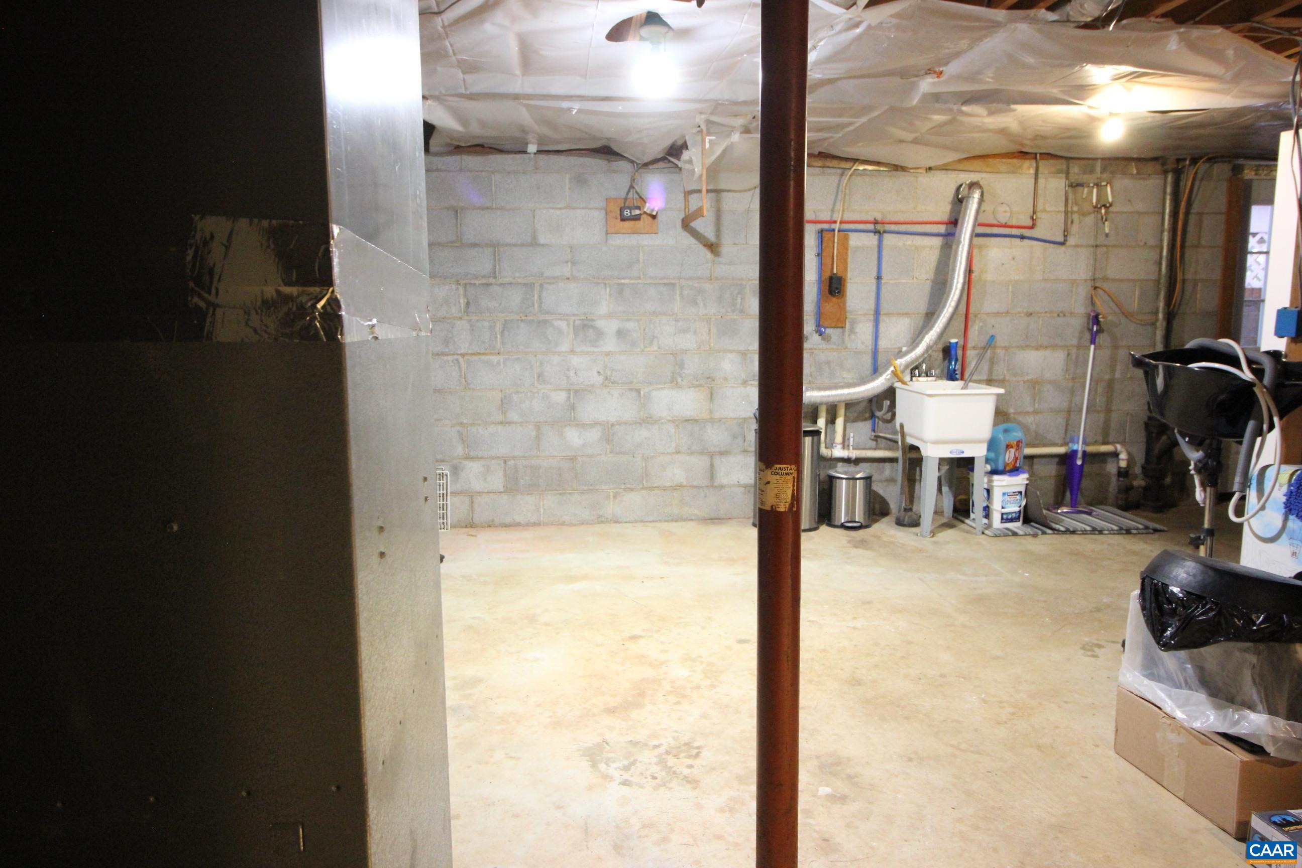 114 OLINDA DR, CHARLOTTESVILLE, Virginia 22903, 3 Bedrooms Bedrooms, ,2 BathroomsBathrooms,Residential,114 OLINDA DR,669880 MLS # 669880 114 OLINDA DR, CHARLOTTESVILLE, Virginia 22903, 3 Bedrooms Bedrooms, ,2 BathroomsBathrooms,Residential,114 OLINDA DR,669880 MLS # 669880