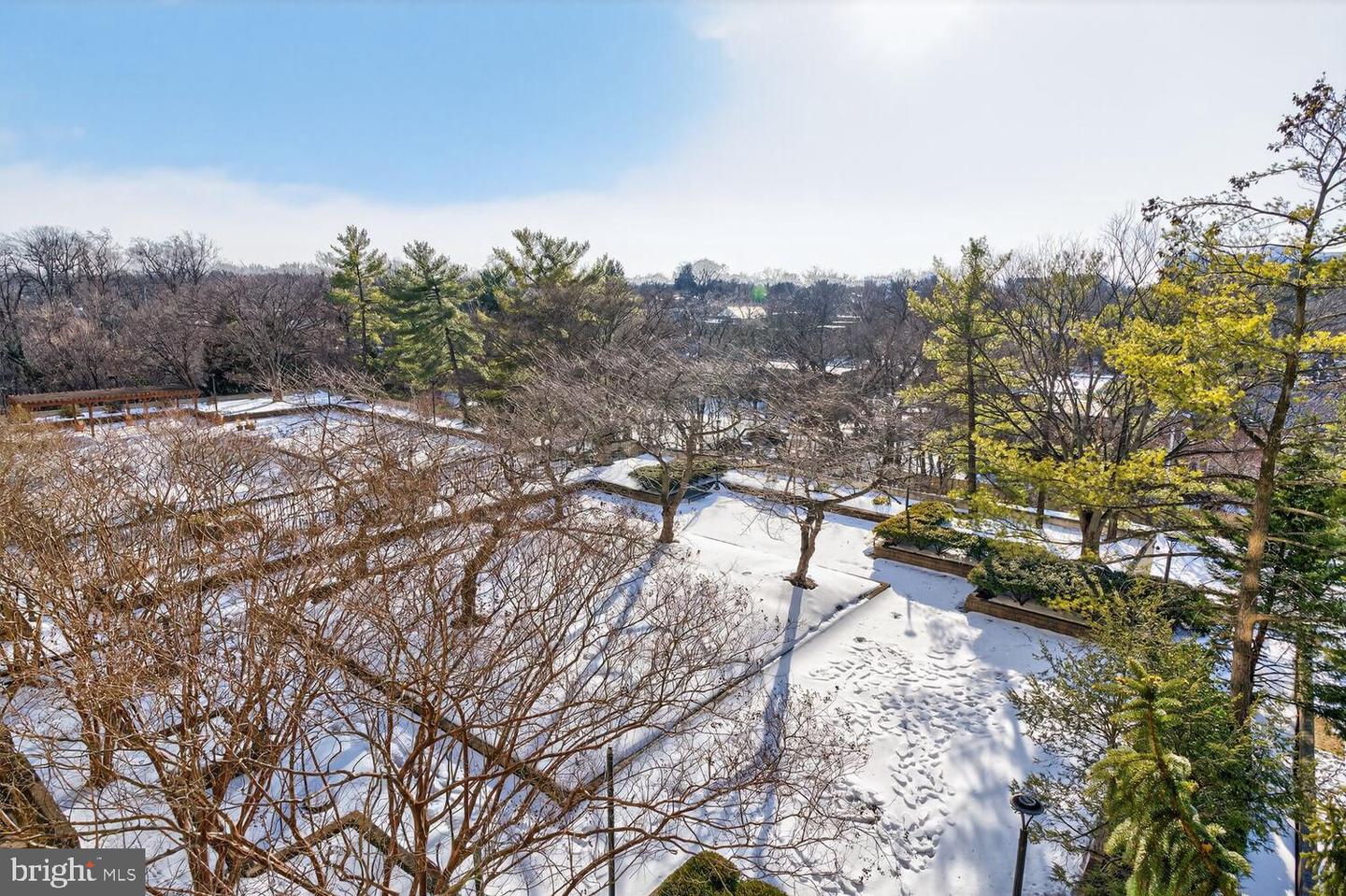 1016 S WAYNE ST #302, ARLINGTON, Virginia 22204, 2 Bedrooms Bedrooms, ,2 BathroomsBathrooms,Residential,For sale,1016 S WAYNE ST #302,VAAR2065944 MLS # VAAR2065944 1016 S WAYNE ST #302, ARLINGTON, Virginia 22204, 2 Bedrooms Bedrooms, ,2 BathroomsBathrooms,Residential,For sale,1016 S WAYNE ST #302,VAAR2065944 MLS # VAAR2065944