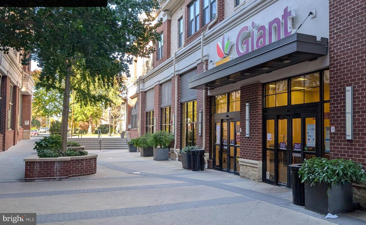 1016 S WAYNE ST #302, ARLINGTON, Virginia 22204, 2 Bedrooms Bedrooms, ,2 BathroomsBathrooms,Residential,For sale,1016 S WAYNE ST #302,VAAR2065944 MLS # VAAR2065944 1016 S WAYNE ST #302, ARLINGTON, Virginia 22204, 2 Bedrooms Bedrooms, ,2 BathroomsBathrooms,Residential,For sale,1016 S WAYNE ST #302,VAAR2065944 MLS # VAAR2065944