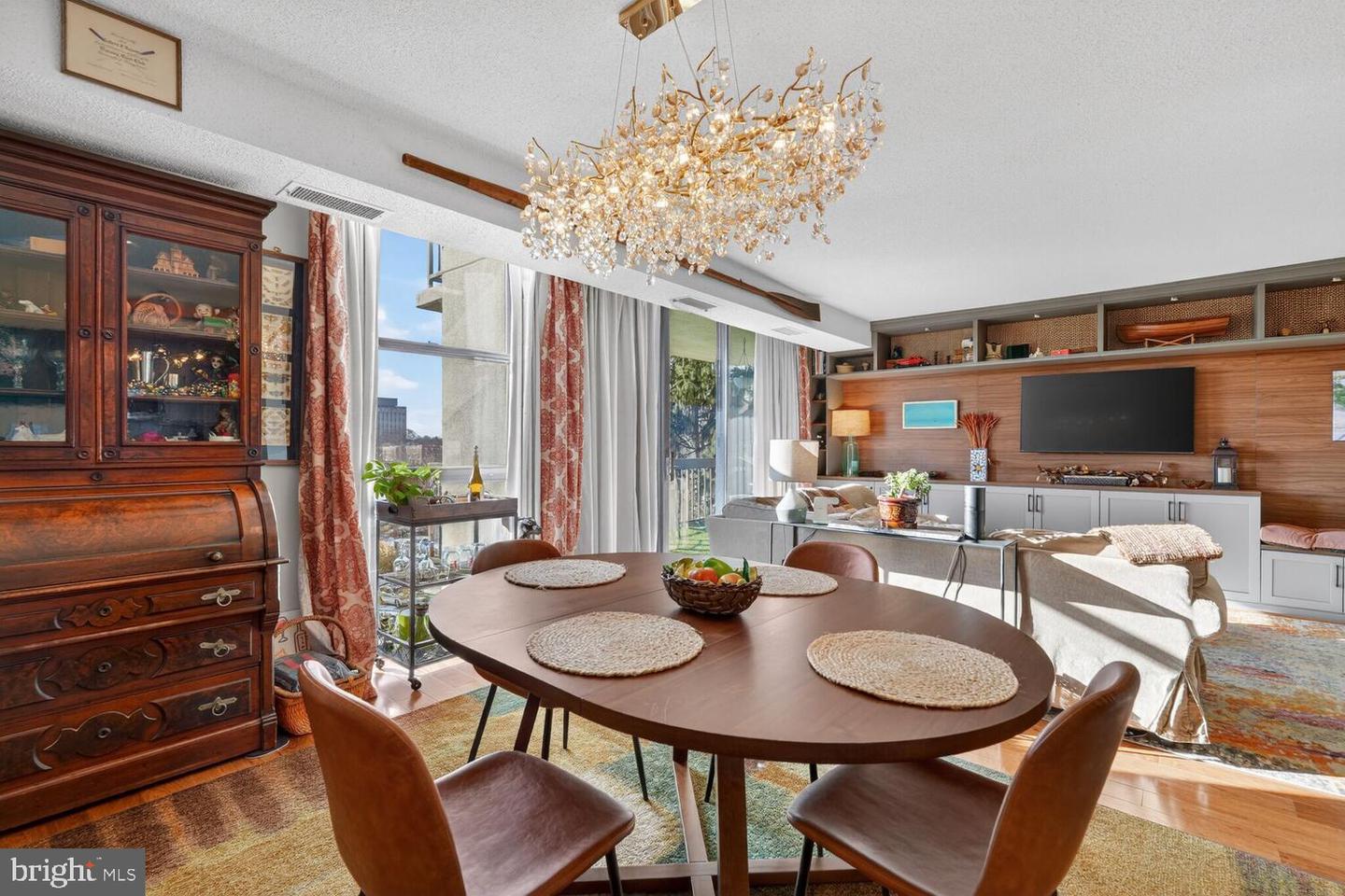 1016 S WAYNE ST #302, ARLINGTON, Virginia 22204, 2 Bedrooms Bedrooms, ,2 BathroomsBathrooms,Residential,For sale,1016 S WAYNE ST #302,VAAR2065944 MLS # VAAR2065944 1016 S WAYNE ST #302, ARLINGTON, Virginia 22204, 2 Bedrooms Bedrooms, ,2 BathroomsBathrooms,Residential,For sale,1016 S WAYNE ST #302,VAAR2065944 MLS # VAAR2065944