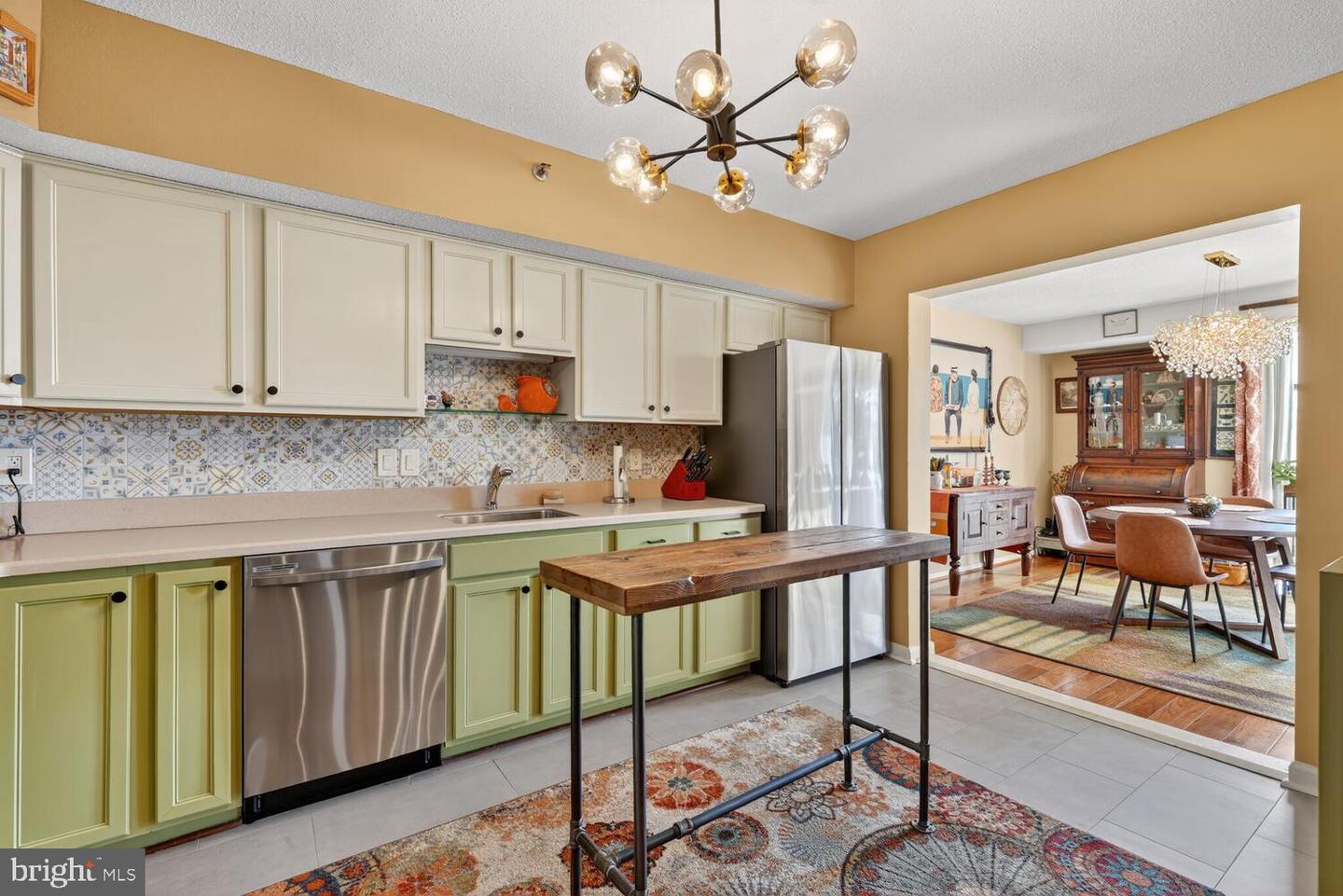 1016 S WAYNE ST #302, ARLINGTON, Virginia 22204, 2 Bedrooms Bedrooms, ,2 BathroomsBathrooms,Residential,For sale,1016 S WAYNE ST #302,VAAR2065944 MLS # VAAR2065944 1016 S WAYNE ST #302, ARLINGTON, Virginia 22204, 2 Bedrooms Bedrooms, ,2 BathroomsBathrooms,Residential,For sale,1016 S WAYNE ST #302,VAAR2065944 MLS # VAAR2065944