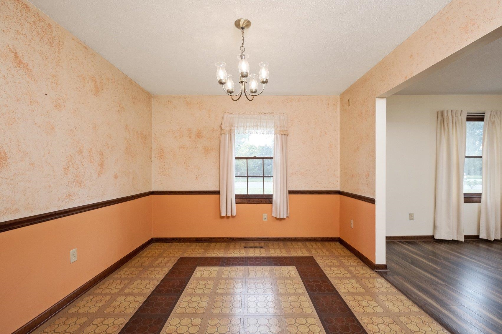 103 HOLLY HILL DR, BRIDGEWATER, Virginia 22812, 3 Bedrooms Bedrooms, ,2 BathroomsBathrooms,Residential,103 HOLLY HILL DR,673303 MLS # 673303