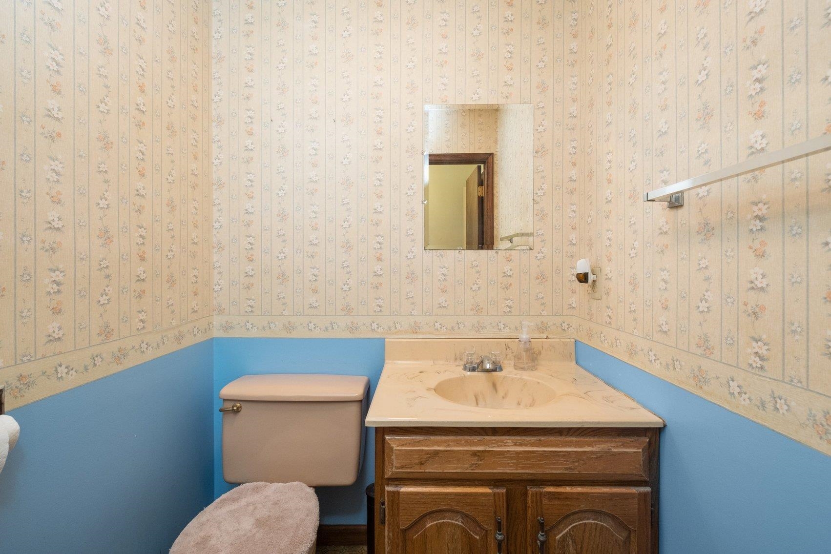 103 HOLLY HILL DR, BRIDGEWATER, Virginia 22812, 3 Bedrooms Bedrooms, ,2 BathroomsBathrooms,Residential,103 HOLLY HILL DR,673303 MLS # 673303