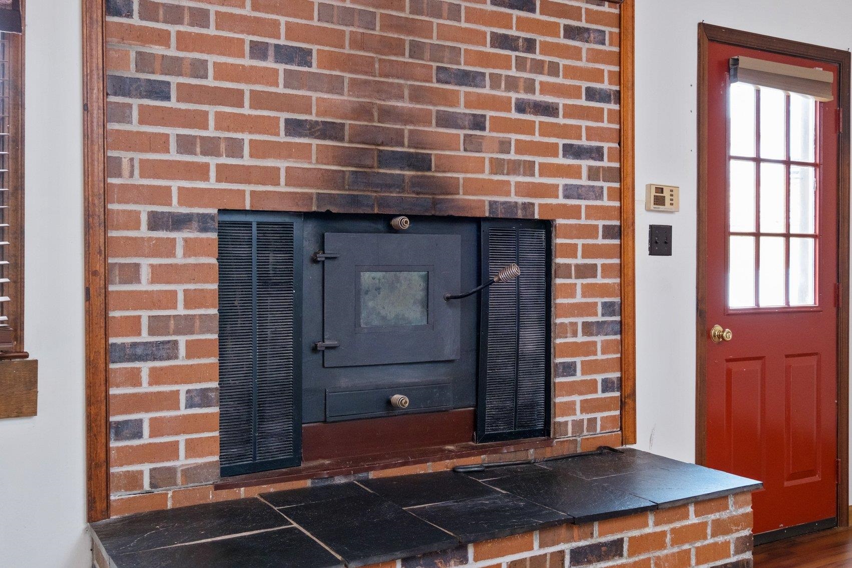 103 HOLLY HILL DR, BRIDGEWATER, Virginia 22812, 3 Bedrooms Bedrooms, ,2 BathroomsBathrooms,Residential,103 HOLLY HILL DR,673303 MLS # 673303