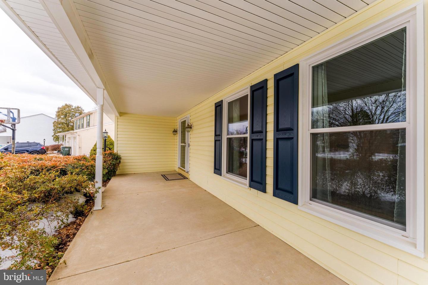 13002 NEW ARDEN CT, HERNDON, Virginia 20171, 4 Bedrooms Bedrooms, ,2 BathroomsBathrooms,Residential,For sale,13002 NEW ARDEN CT,VAFX2281810 MLS # VAFX2281810