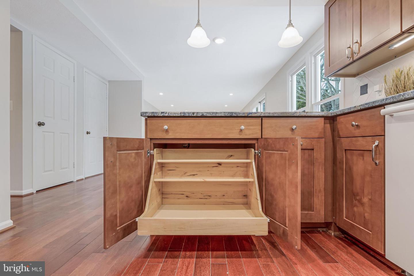 13002 NEW ARDEN CT, HERNDON, Virginia 20171, 4 Bedrooms Bedrooms, ,2 BathroomsBathrooms,Residential,For sale,13002 NEW ARDEN CT,VAFX2281810 MLS # VAFX2281810