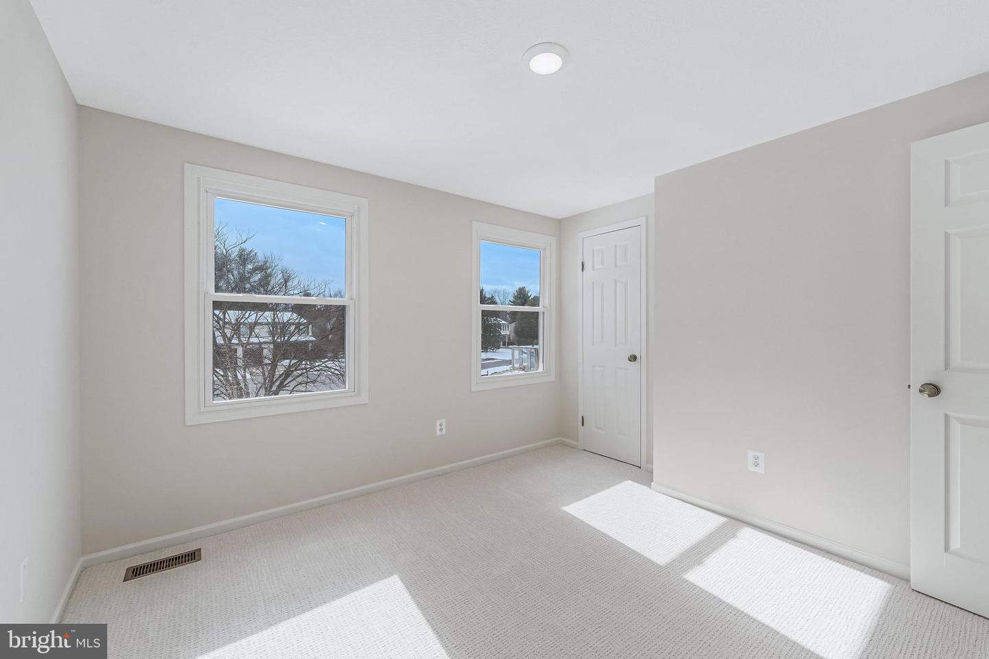 13002 NEW ARDEN CT, HERNDON, Virginia 20171, 4 Bedrooms Bedrooms, ,2 BathroomsBathrooms,Residential,For sale,13002 NEW ARDEN CT,VAFX2281810 MLS # VAFX2281810