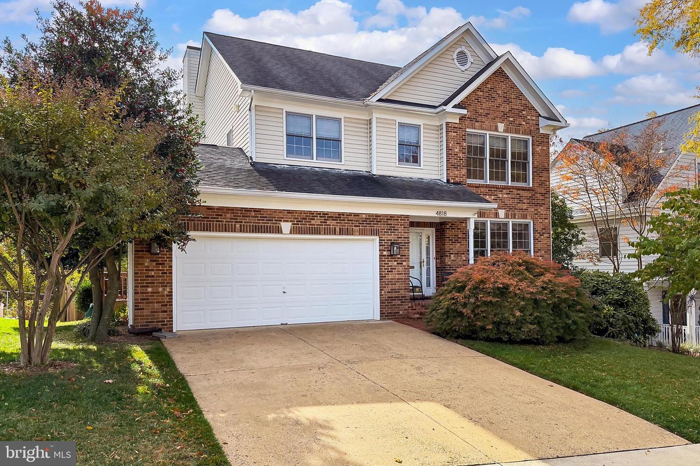4818 9TH ST S, ARLINGTON, Virginia 22204, 5 Bedrooms Bedrooms, 11 Rooms Rooms,3 BathroomsBathrooms,Residential,For sale,4818 9TH ST S,VAAR2066932 MLS # VAAR2066932
