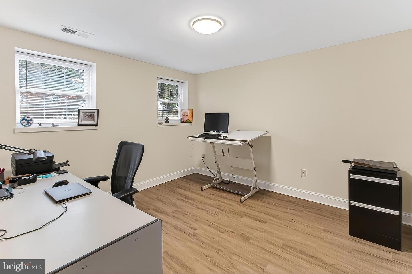 4818 9TH ST S, ARLINGTON, Virginia 22204, 5 Bedrooms Bedrooms, 11 Rooms Rooms,3 BathroomsBathrooms,Residential,For sale,4818 9TH ST S,VAAR2066932 MLS # VAAR2066932