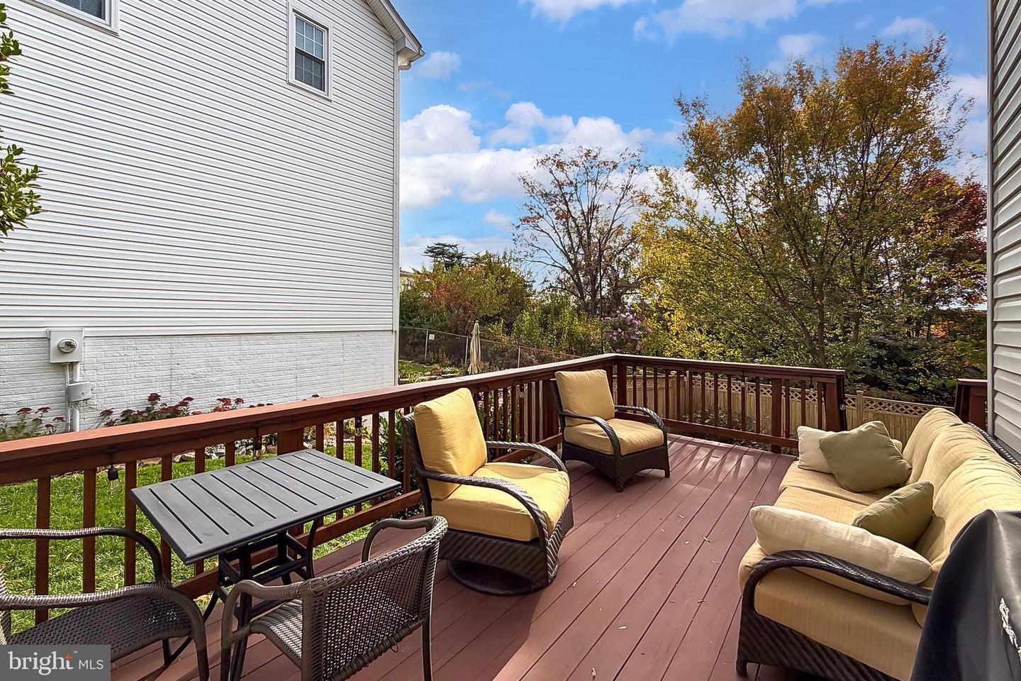 4818 9TH ST S, ARLINGTON, Virginia 22204, 5 Bedrooms Bedrooms, 11 Rooms Rooms,3 BathroomsBathrooms,Residential,For sale,4818 9TH ST S,VAAR2066932 MLS # VAAR2066932