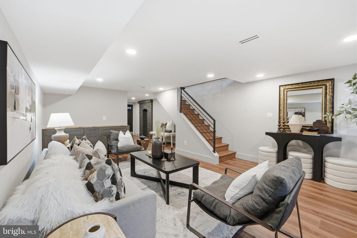 207 F ST NE, WASHINGTON, District Of Columbia 20002, 4 Bedrooms Bedrooms, ,3 BathroomsBathrooms,Residential,For sale,207 F ST NE,DCDC2235728 MLS # DCDC2235728