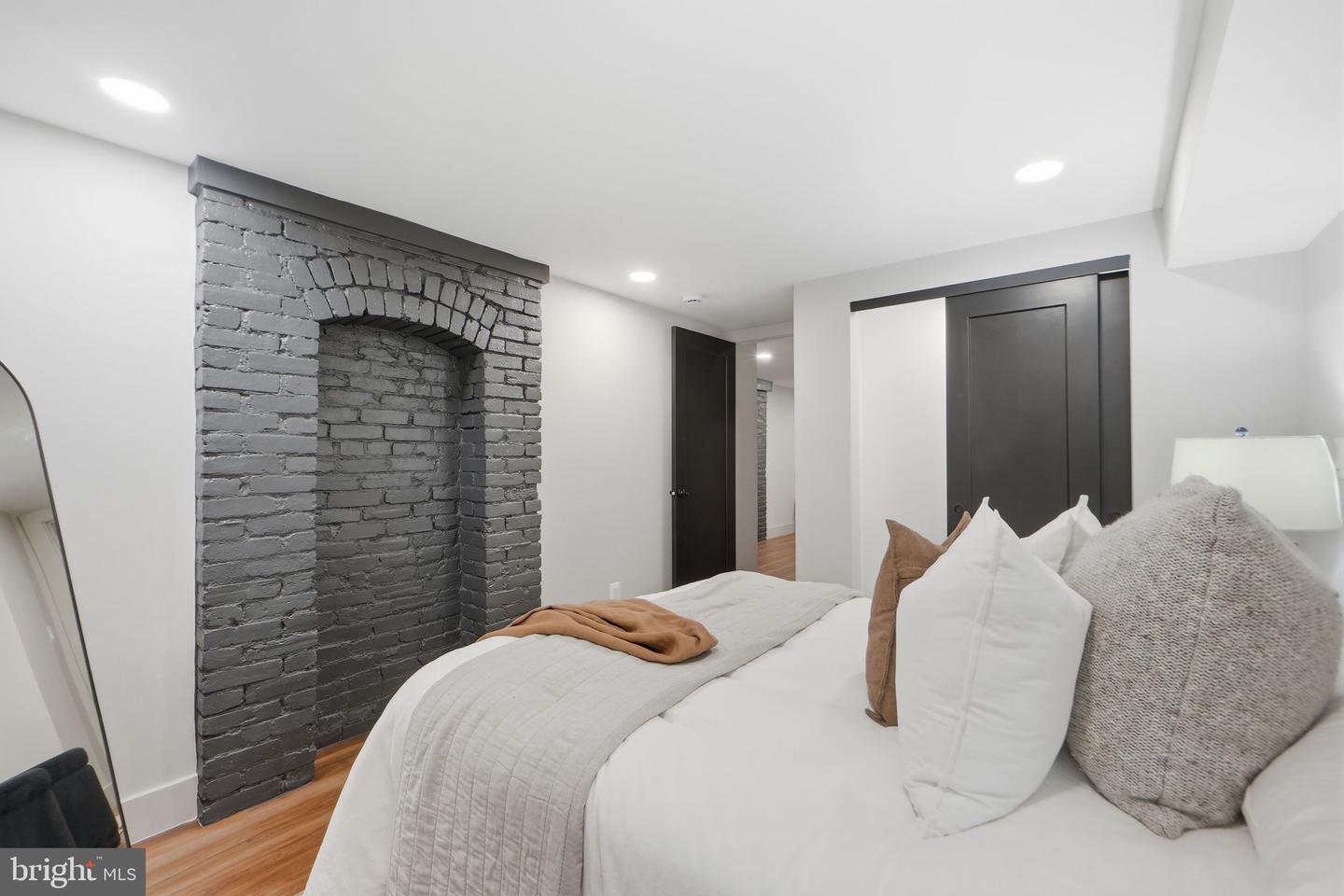 207 F ST NE, WASHINGTON, District Of Columbia 20002, 4 Bedrooms Bedrooms, ,3 BathroomsBathrooms,Residential,For sale,207 F ST NE,DCDC2235728 MLS # DCDC2235728