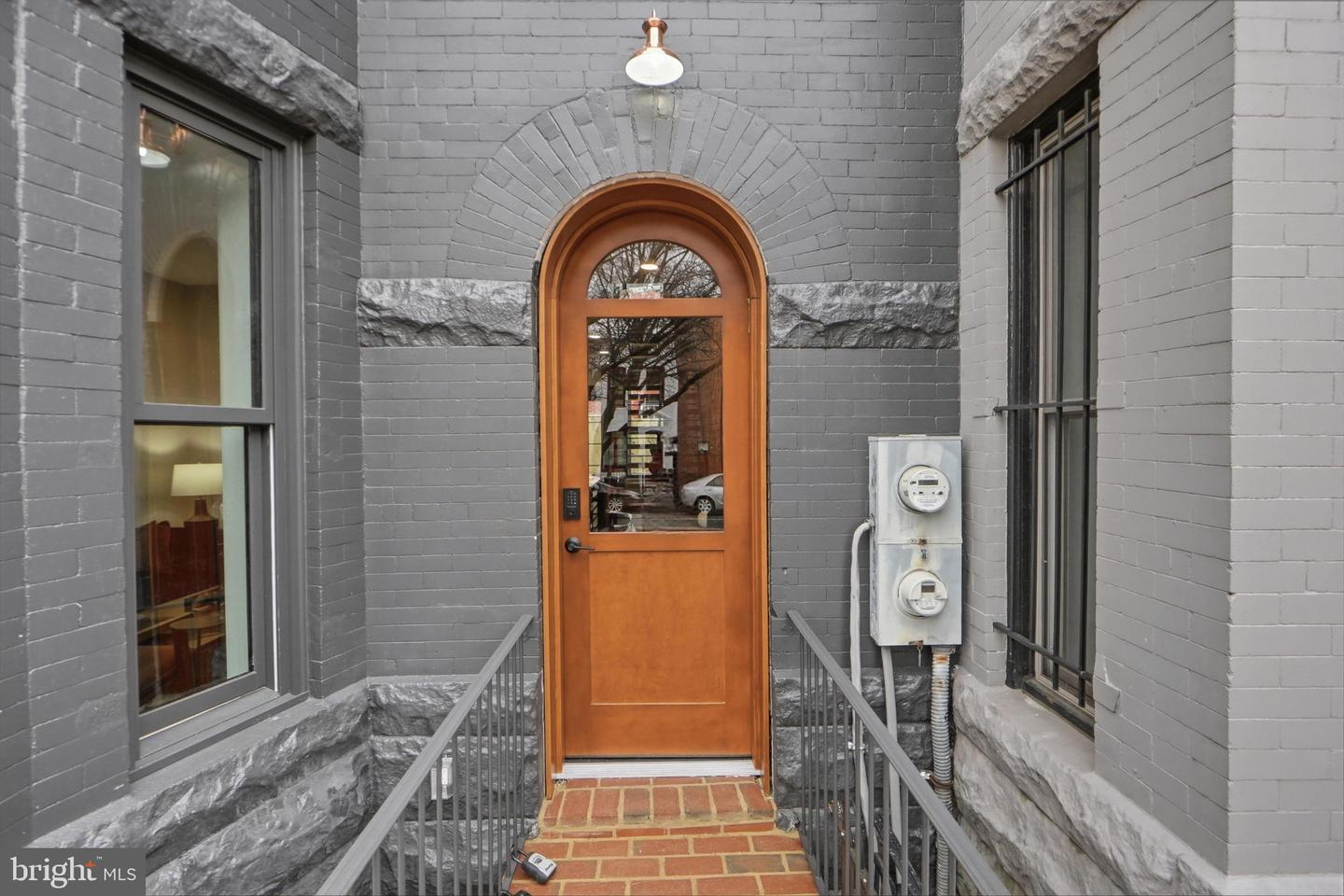 207 F ST NE, WASHINGTON, District Of Columbia 20002, 4 Bedrooms Bedrooms, ,3 BathroomsBathrooms,Residential,For sale,207 F ST NE,DCDC2235728 MLS # DCDC2235728