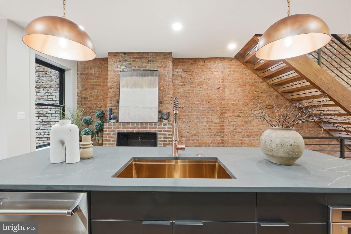 207 F ST NE, WASHINGTON, District Of Columbia 20002, 4 Bedrooms Bedrooms, ,3 BathroomsBathrooms,Residential,For sale,207 F ST NE,DCDC2235728 MLS # DCDC2235728