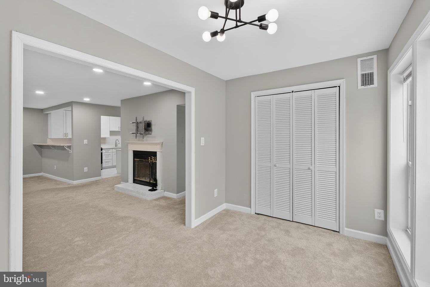 10114 OAKTON TERRACE RD, OAKTON, Virginia 22124, 1 Bedroom Bedrooms, ,1 BathroomBathrooms,Residential,For sale,10114 OAKTON TERRACE RD,VAFX2283500 MLS # VAFX2283500 10114 OAKTON TERRACE RD, OAKTON, Virginia 22124, 1 Bedroom Bedrooms, ,1 BathroomBathrooms,Residential,For sale,10114 OAKTON TERRACE RD,VAFX2283500 MLS # VAFX2283500