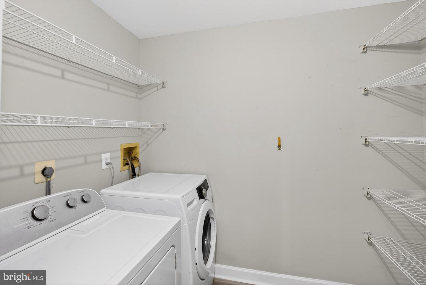 10114 OAKTON TERRACE RD, OAKTON, Virginia 22124, 1 Bedroom Bedrooms, ,1 BathroomBathrooms,Residential,For sale,10114 OAKTON TERRACE RD,VAFX2283500 MLS # VAFX2283500 10114 OAKTON TERRACE RD, OAKTON, Virginia 22124, 1 Bedroom Bedrooms, ,1 BathroomBathrooms,Residential,For sale,10114 OAKTON TERRACE RD,VAFX2283500 MLS # VAFX2283500