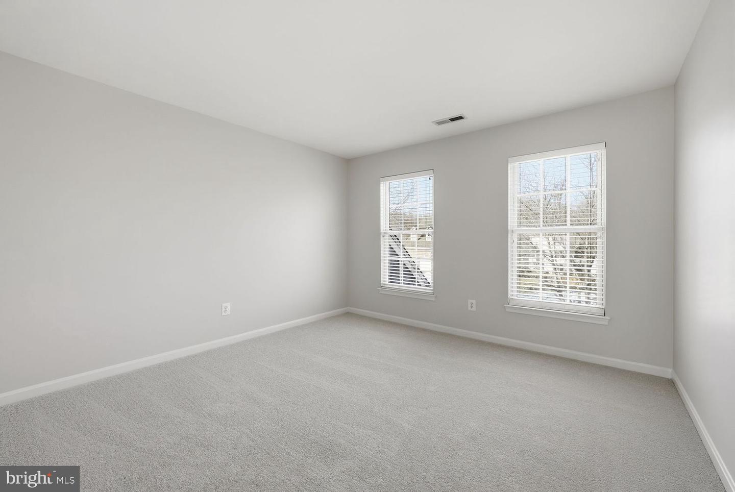 105 MEADOWBROOK CT SW, LEESBURG, Virginia 20175, 4 Bedrooms Bedrooms, ,2 BathroomsBathrooms,Residential,For sale,105 MEADOWBROOK CT SW,VALO2113274 MLS # VALO2113274