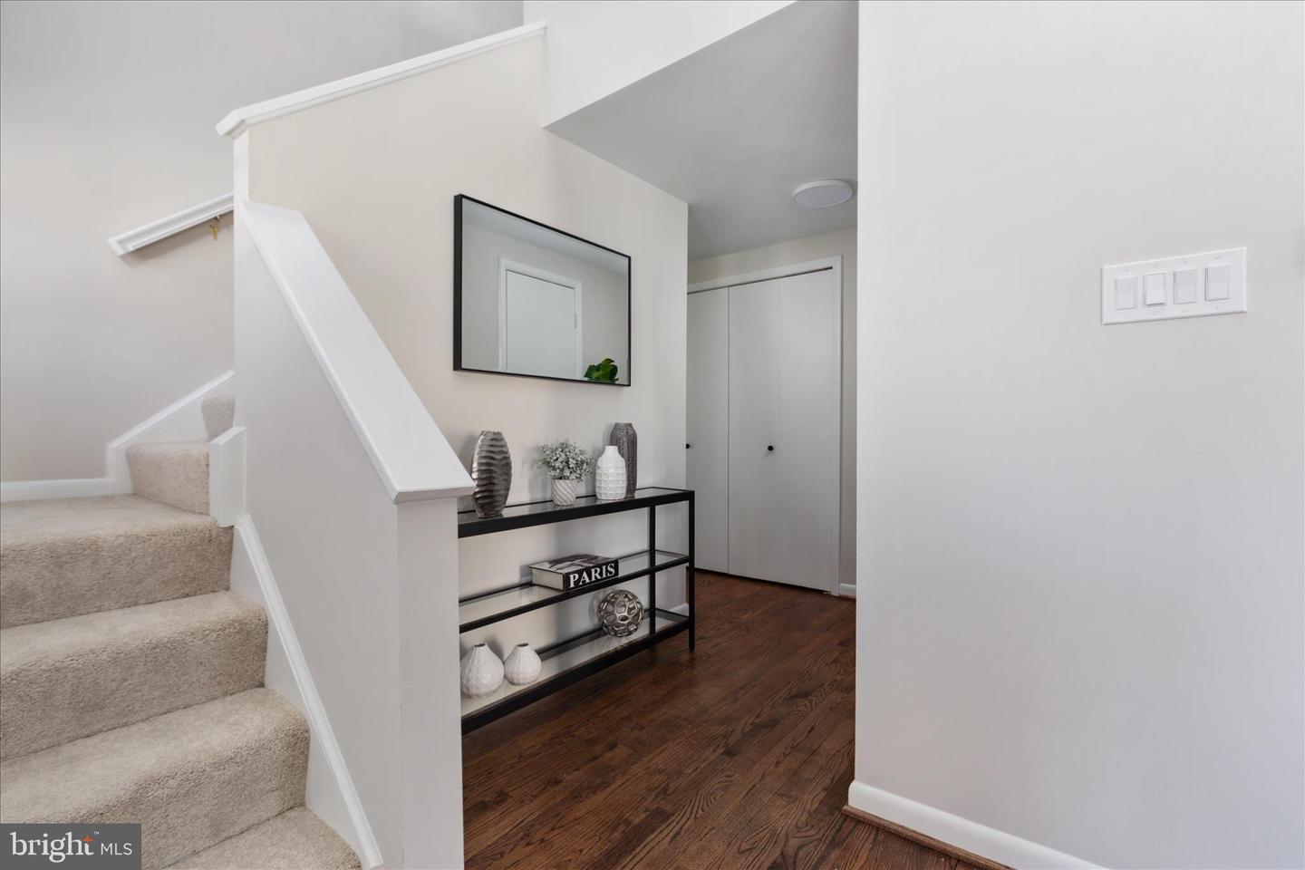 5 RAWLSTON CT, STERLING, Virginia 20165, 2 Bedrooms Bedrooms, ,2 BathroomsBathrooms,Residential,For sale,5 RAWLSTON CT,VALO2113394 MLS # VALO2113394