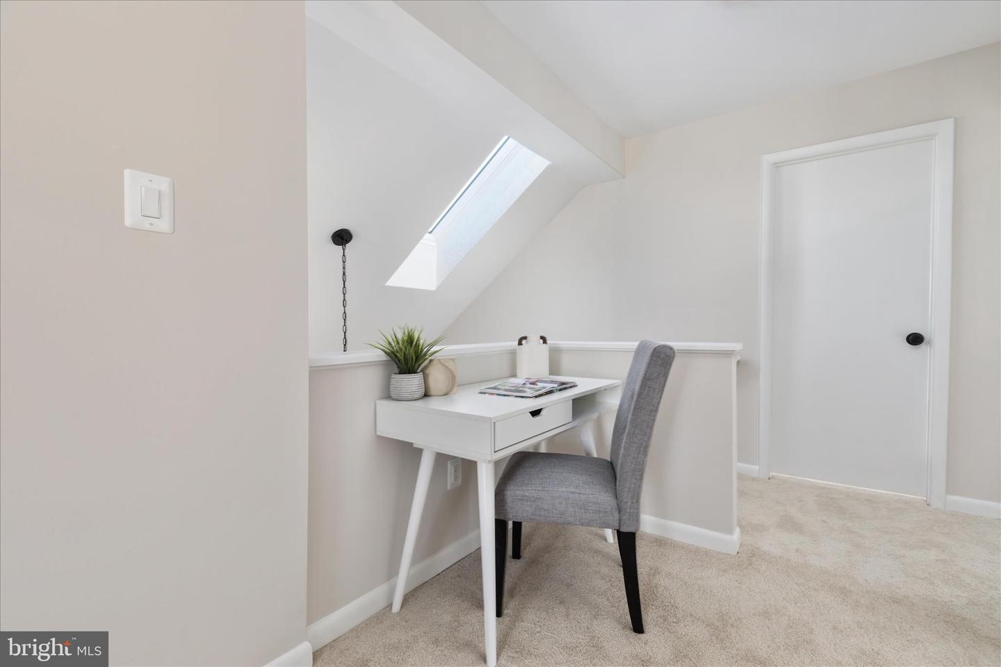 5 RAWLSTON CT, STERLING, Virginia 20165, 2 Bedrooms Bedrooms, ,2 BathroomsBathrooms,Residential,For sale,5 RAWLSTON CT,VALO2113394 MLS # VALO2113394