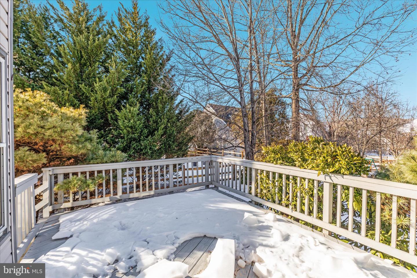 5 RAWLSTON CT, STERLING, Virginia 20165, 2 Bedrooms Bedrooms, ,2 BathroomsBathrooms,Residential,For sale,5 RAWLSTON CT,VALO2113394 MLS # VALO2113394