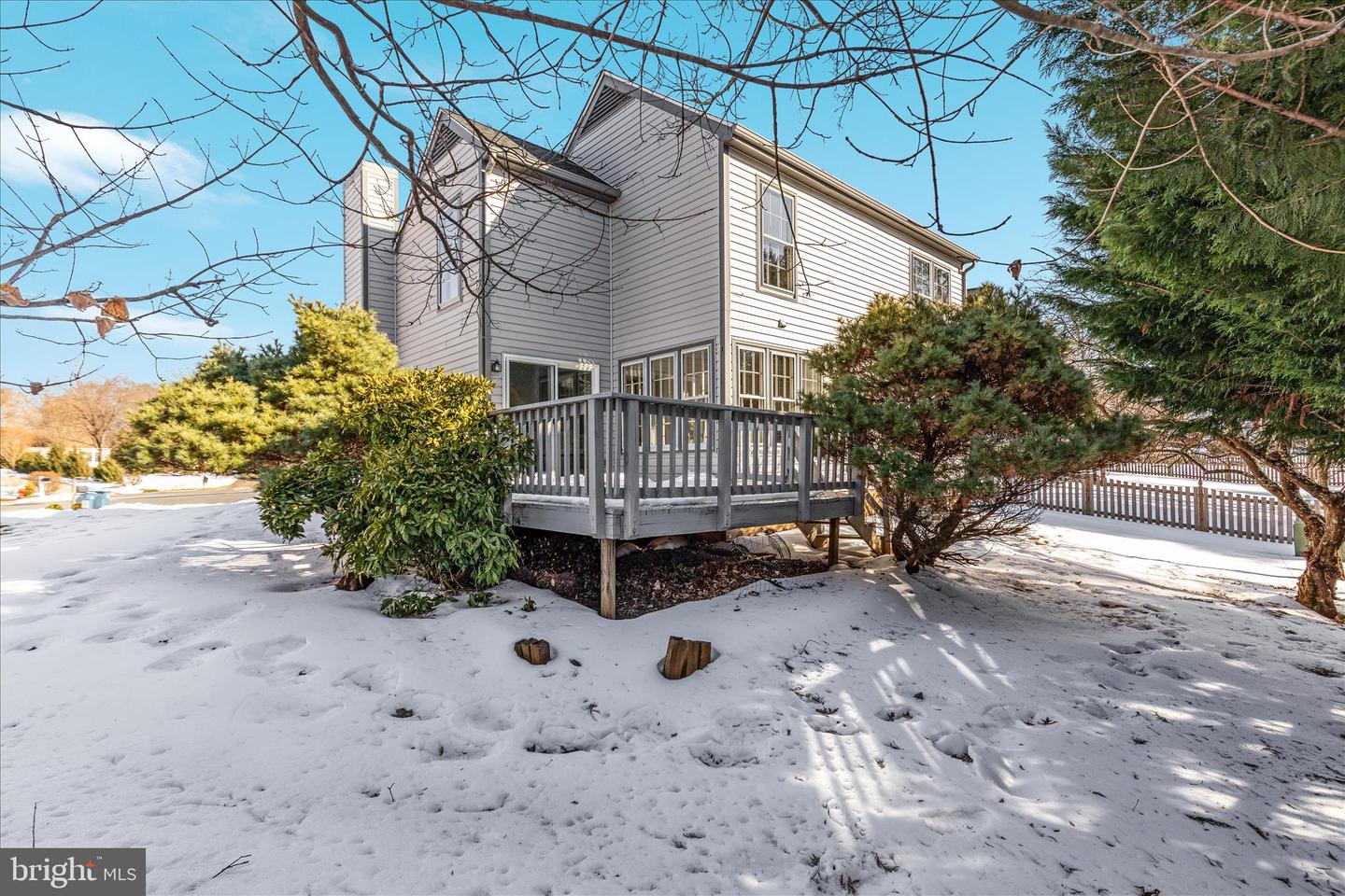 5 RAWLSTON CT, STERLING, Virginia 20165, 2 Bedrooms Bedrooms, ,2 BathroomsBathrooms,Residential,For sale,5 RAWLSTON CT,VALO2113394 MLS # VALO2113394