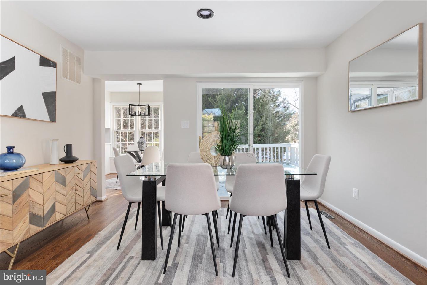 5 RAWLSTON CT, STERLING, Virginia 20165, 2 Bedrooms Bedrooms, ,2 BathroomsBathrooms,Residential,For sale,5 RAWLSTON CT,VALO2113394 MLS # VALO2113394