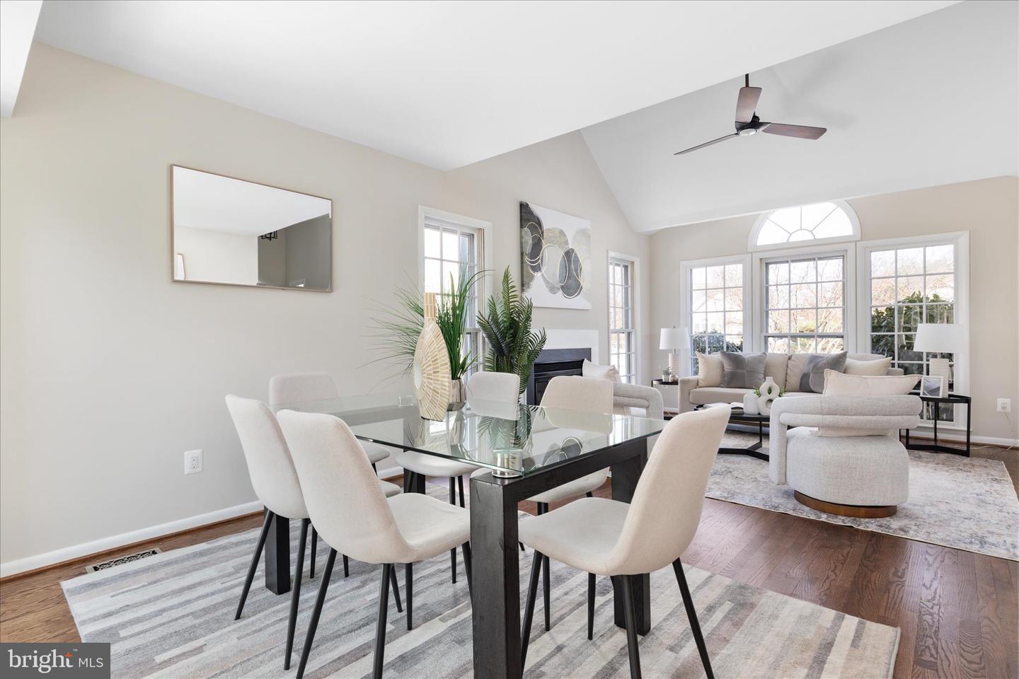 5 RAWLSTON CT, STERLING, Virginia 20165, 2 Bedrooms Bedrooms, ,2 BathroomsBathrooms,Residential,For sale,5 RAWLSTON CT,VALO2113394 MLS # VALO2113394