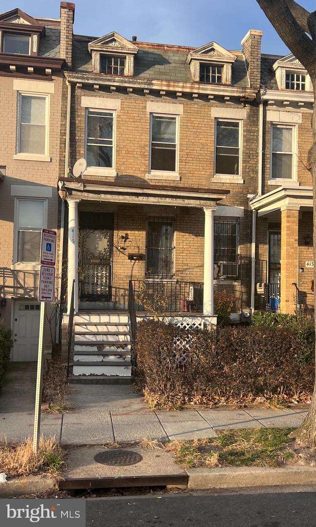 415 COLUMBIA RD NW, WASHINGTON, District Of Columbia 20001, 3 Bedrooms Bedrooms, 6 Rooms Rooms,1 BathroomBathrooms,Residential,For sale,415 COLUMBIA RD NW,DCDC2239970 MLS # DCDC2239970 415 COLUMBIA RD NW, WASHINGTON, District Of Columbia 20001, 3 Bedrooms Bedrooms, 6 Rooms Rooms,1 BathroomBathrooms,Residential,For sale,415 COLUMBIA RD NW,DCDC2239970 MLS # DCDC2239970