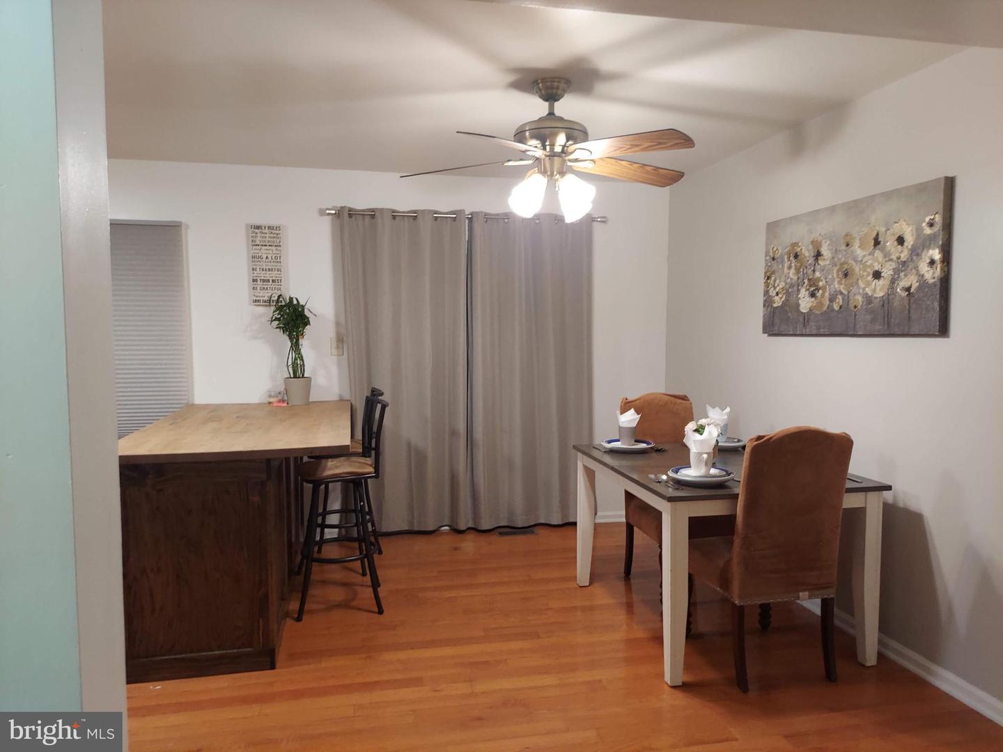 104 ROLLING HILL CT, STAFFORD, Virginia 22554, 3 Bedrooms Bedrooms, 9 Rooms Rooms,2 BathroomsBathrooms,Residential,For sale,104 ROLLING HILL CT,VAST2045148 MLS # VAST2045148