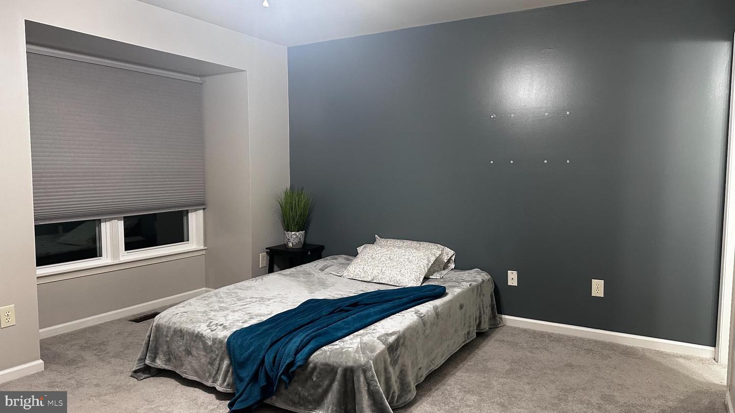 104 ROLLING HILL CT, STAFFORD, Virginia 22554, 3 Bedrooms Bedrooms, 9 Rooms Rooms,2 BathroomsBathrooms,Residential,For sale,104 ROLLING HILL CT,VAST2045148 MLS # VAST2045148