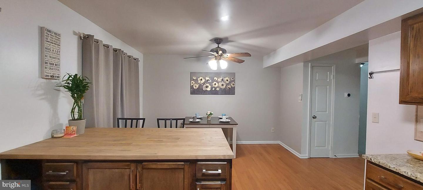 104 ROLLING HILL CT, STAFFORD, Virginia 22554, 3 Bedrooms Bedrooms, 9 Rooms Rooms,2 BathroomsBathrooms,Residential,For sale,104 ROLLING HILL CT,VAST2045148 MLS # VAST2045148