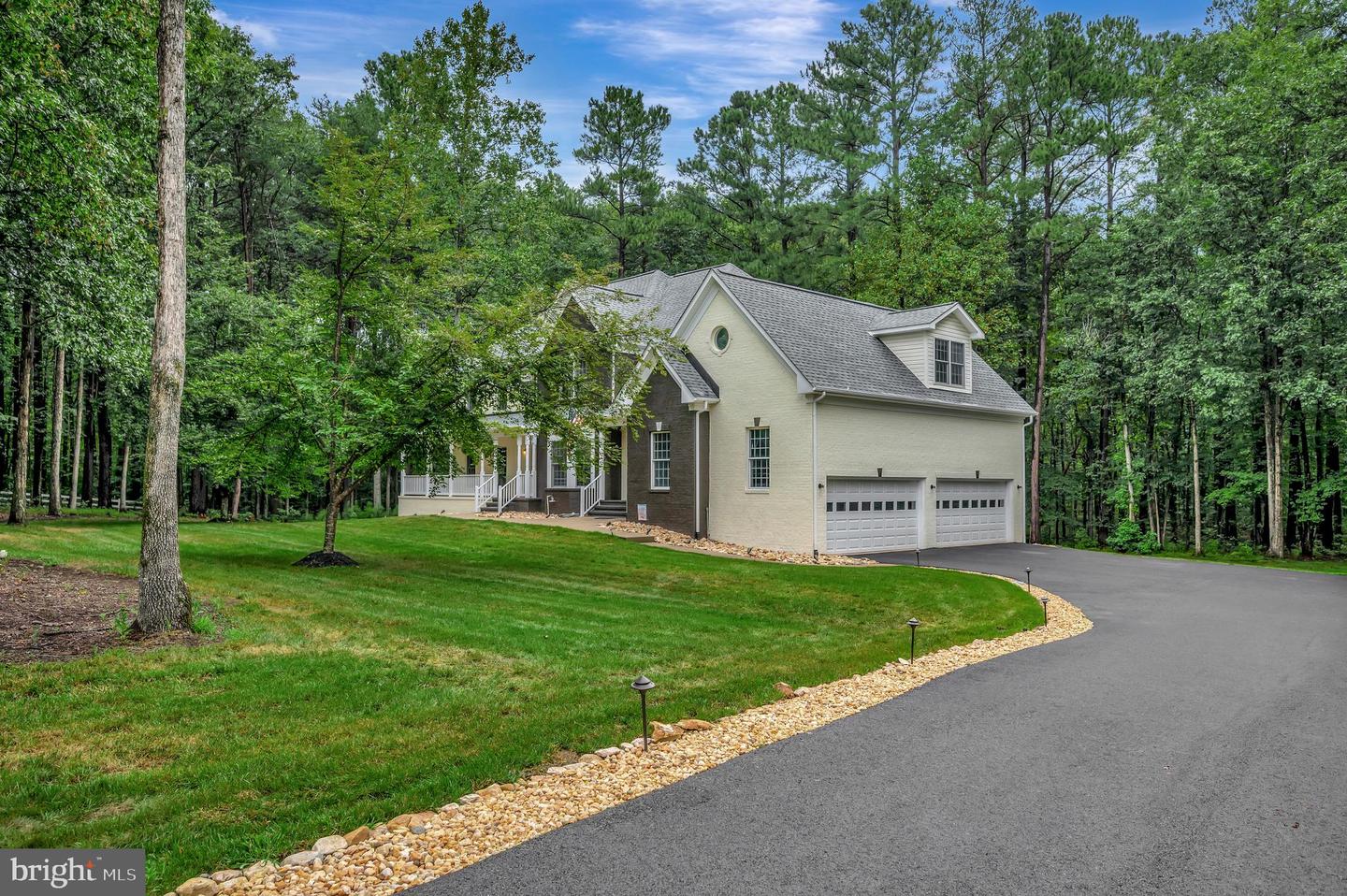 12001 HONOR BRIDGE FARM DR, SPOTSYLVANIA, Virginia 22551, 7 Bedrooms Bedrooms, ,5 BathroomsBathrooms,Residential,For sale,12001 HONOR BRIDGE FARM DR,VASP2038606 MLS # VASP2038606