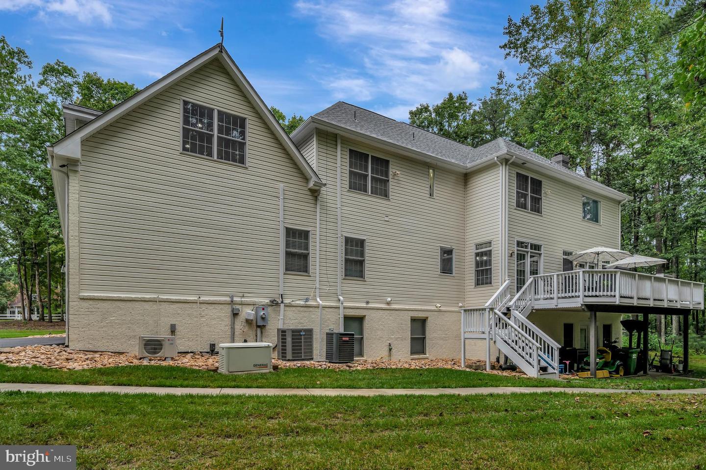 12001 HONOR BRIDGE FARM DR, SPOTSYLVANIA, Virginia 22551, 7 Bedrooms Bedrooms, ,5 BathroomsBathrooms,Residential,For sale,12001 HONOR BRIDGE FARM DR,VASP2038606 MLS # VASP2038606