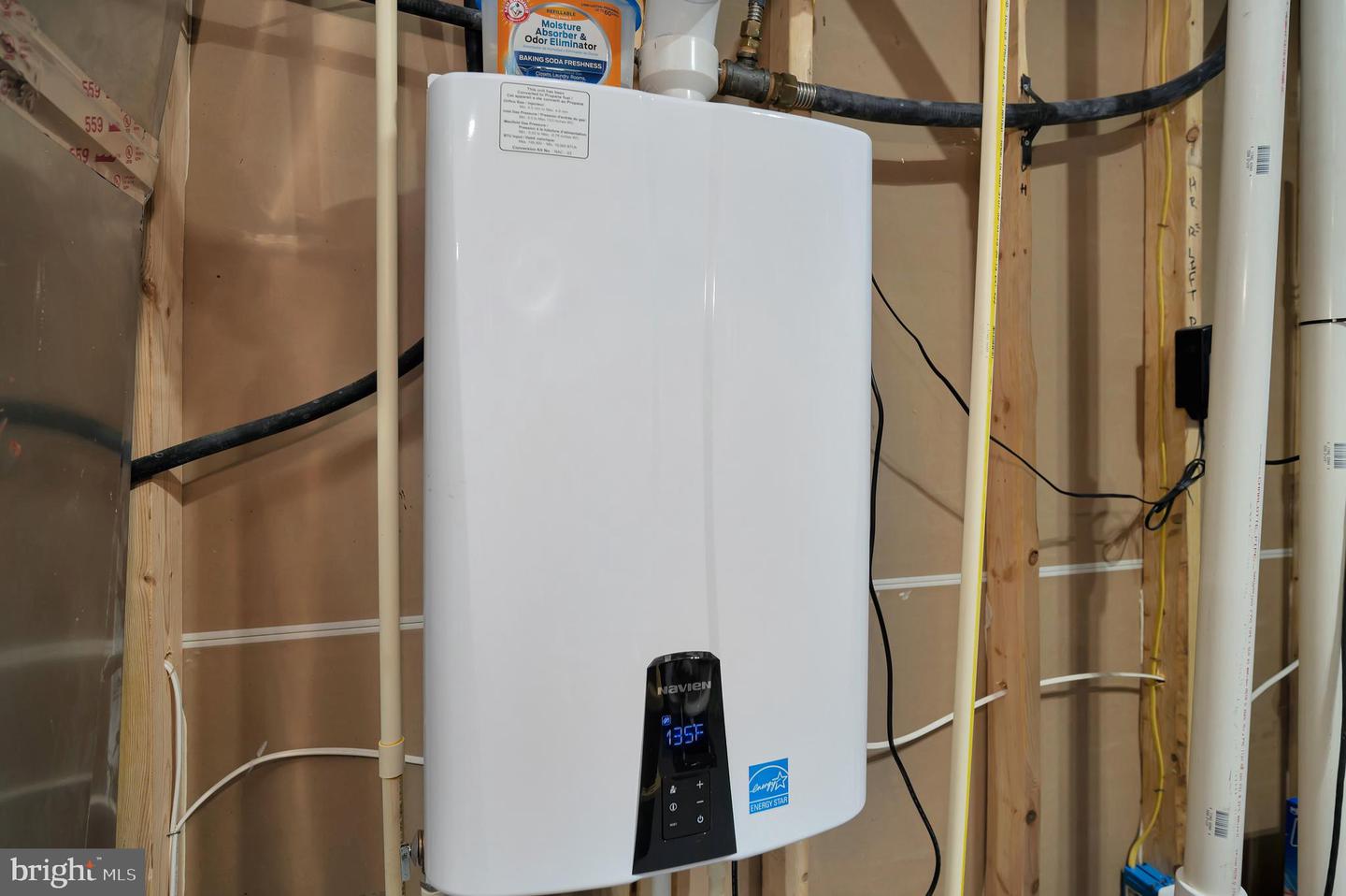 12001 HONOR BRIDGE FARM DR, SPOTSYLVANIA, Virginia 22551, 7 Bedrooms Bedrooms, ,5 BathroomsBathrooms,Residential,For sale,12001 HONOR BRIDGE FARM DR,VASP2038606 MLS # VASP2038606