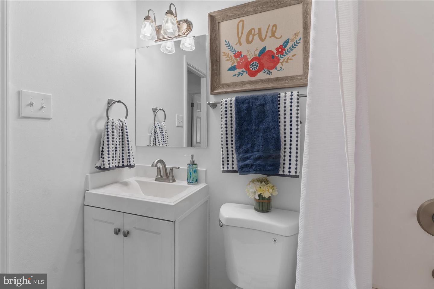 2402 WINDBREAK DR, ALEXANDRIA, Virginia 22306, 4 Bedrooms Bedrooms, ,2 BathroomsBathrooms,Residential,For sale,2402 WINDBREAK DR,VAFX2286540 MLS # VAFX2286540