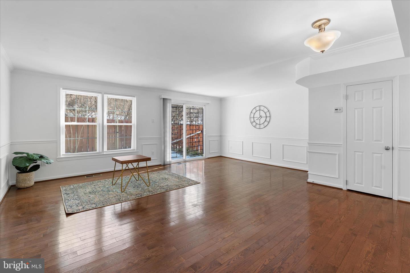 2402 WINDBREAK DR, ALEXANDRIA, Virginia 22306, 4 Bedrooms Bedrooms, ,2 BathroomsBathrooms,Residential,For sale,2402 WINDBREAK DR,VAFX2286540 MLS # VAFX2286540