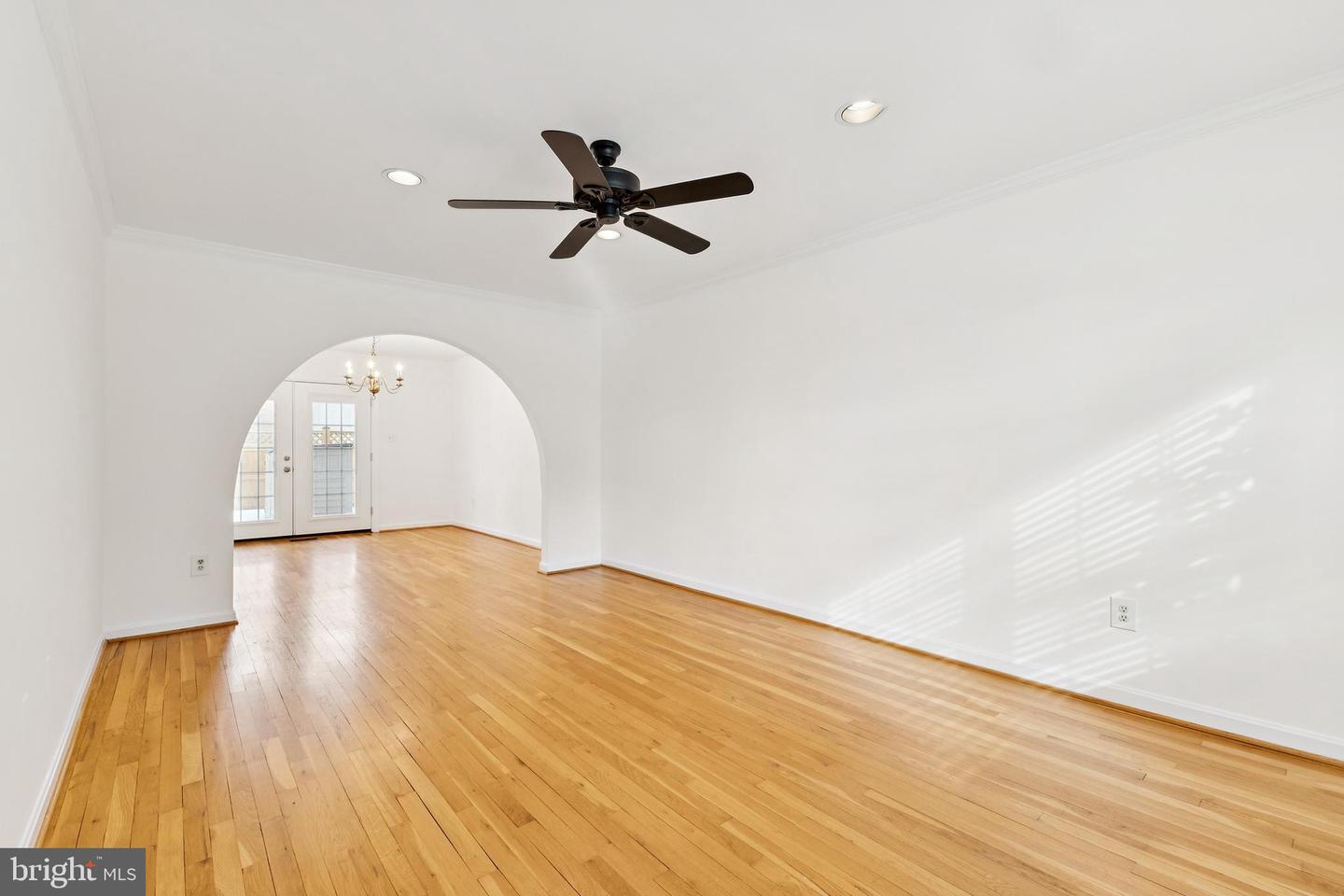 9896 CARDINAL, FAIRFAX, Virginia 22030, 3 Bedrooms Bedrooms, ,2 BathroomsBathrooms,Residential,For sale,9896 CARDINAL,VAFC2007680 MLS # VAFC2007680